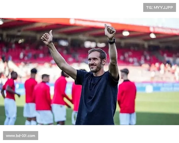 维尔茨以191票荣膺德国足球先生 奥利塞紧随其后获81票第二 维尔茨以191票荣膺德国足球先生 奥利塞紧随其后获81票第二