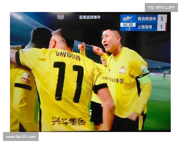 前上海港主力前锋自由转会加盟青岛西海岸 新赛季表现值得期待 前上海港主力前锋自由转会加盟青岛西海岸 新赛季表现值得期待