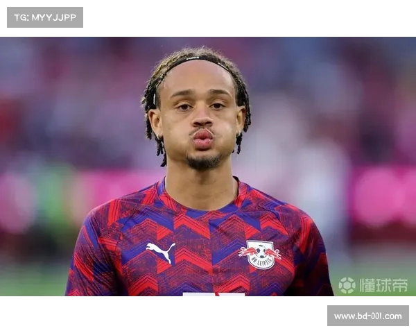 西蒙斯谈加盟热刺原因：与弗兰克交流后决心为球队留下深刻印记