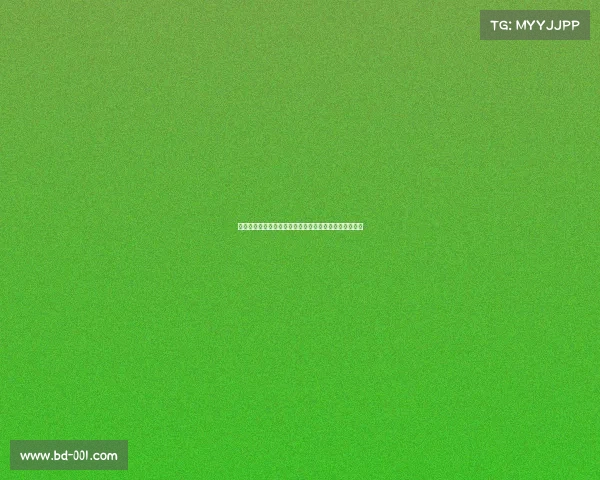 章泽天晒网球服骑车照与刘强东穿情侣鞋甜蜜合照引热议 章泽天晒网球服骑车照与刘强东穿情侣鞋甜蜜合照引热议